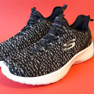 SKECHERS Ultra Flex Sports Shoes - Women's U.S. 9